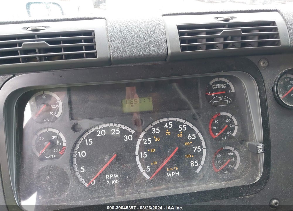 2014 FREIGHTLINER CASCADIA 125 VIN: 3AKJGLD50ESFK8022