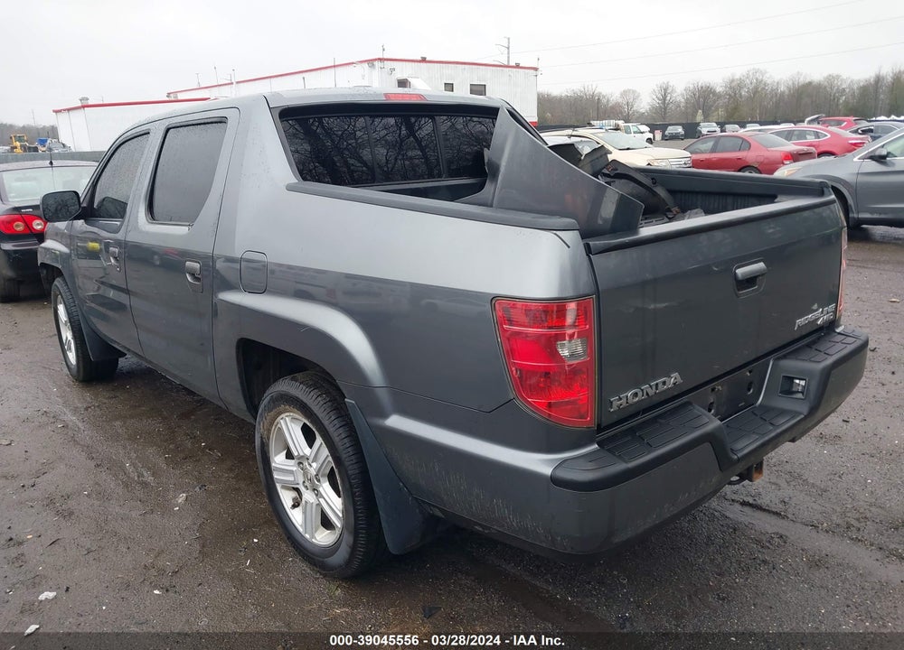 2011 HONDA RIDGELINE RTL VIN: 5FPYK1F53BB004027