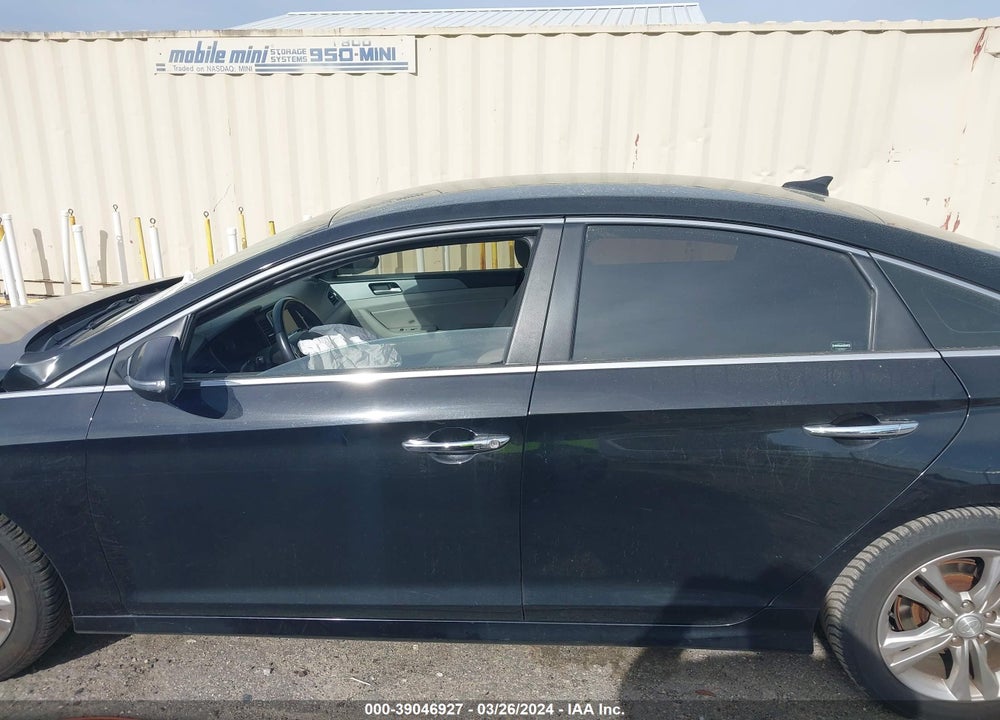 2018 HYUNDAI SONATA VIN: 5NPE34AF6JH718521