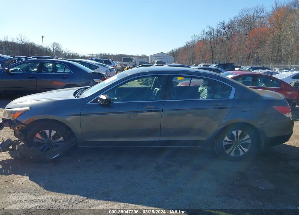 2011 HONDA ACCORD 2.4 SE VIN: 1HGCP2F61BA003228