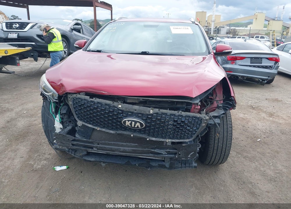 2016 KIA SORENTO 3.3L LX VIN: 5XYPGDA51GG110684