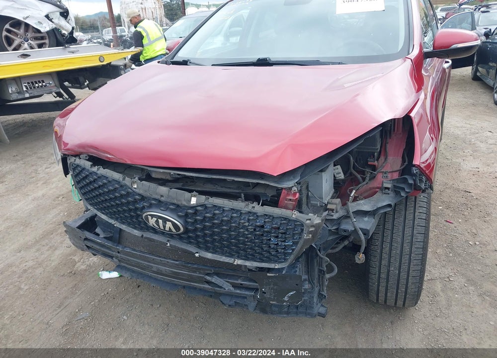 2016 KIA SORENTO 3.3L LX VIN: 5XYPGDA51GG110684