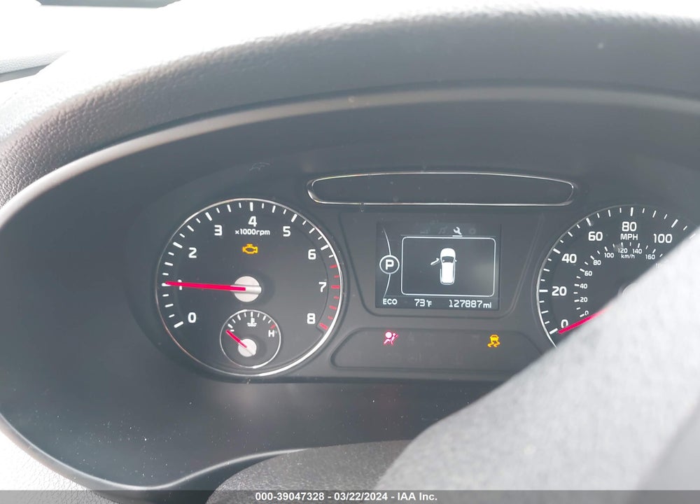 2016 KIA SORENTO 3.3L LX VIN: 5XYPGDA51GG110684