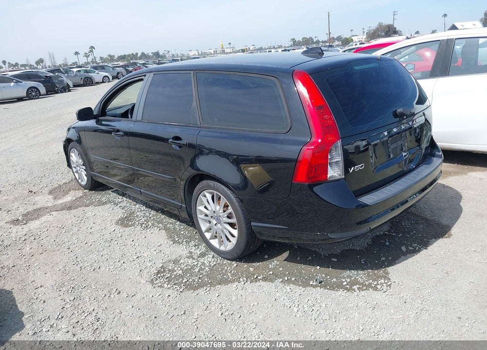 2009 VOLVO V50 2.4I VIN: YV1MW390292469381