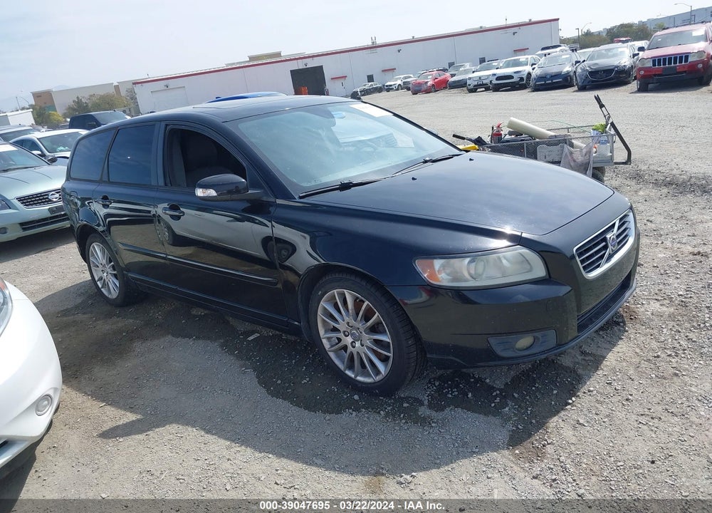 2009 VOLVO V50 2.4I VIN: YV1MW390292469381