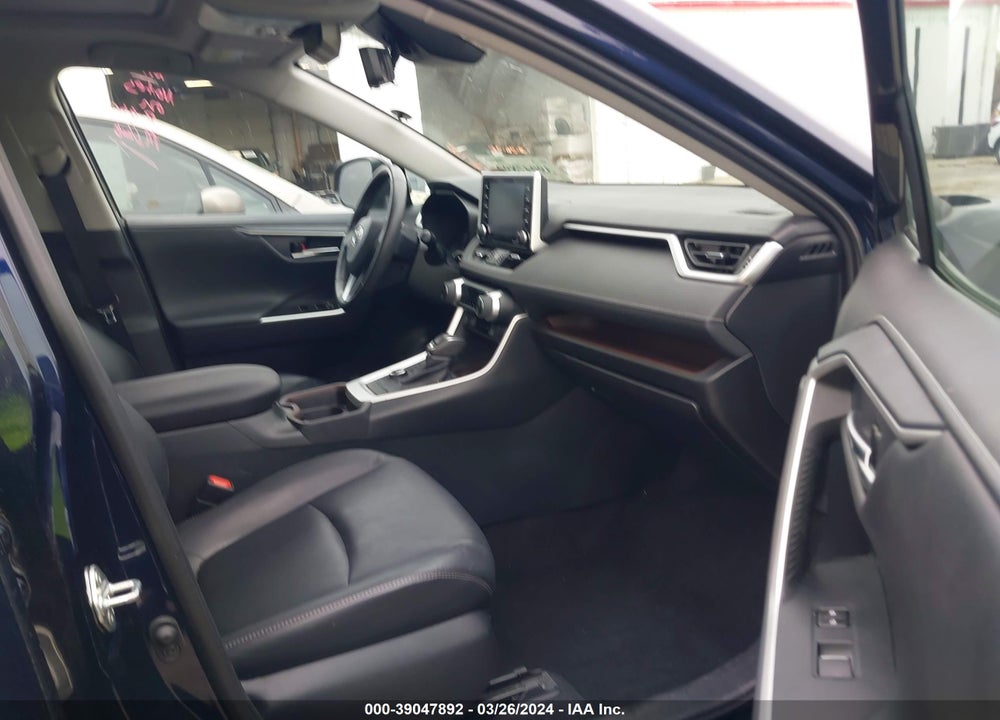 2019 TOYOTA RAV4 LIMITED VIN: 2T3N1RFV0KW045075