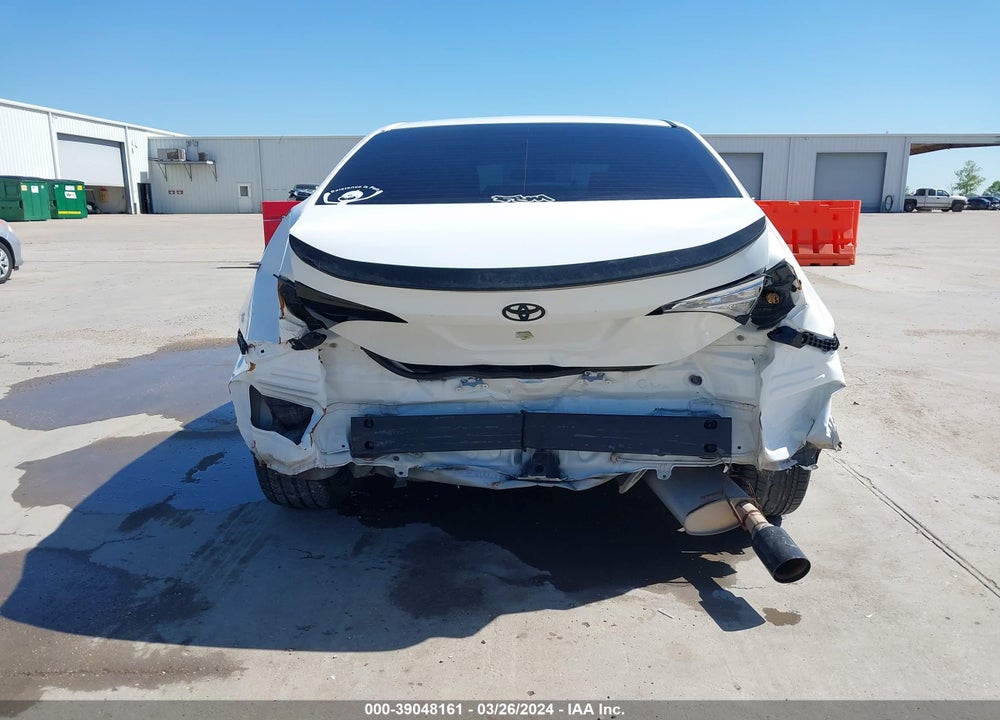 2015 TOYOTA COROLLA S VIN: 5YFBURHE0FP241718
