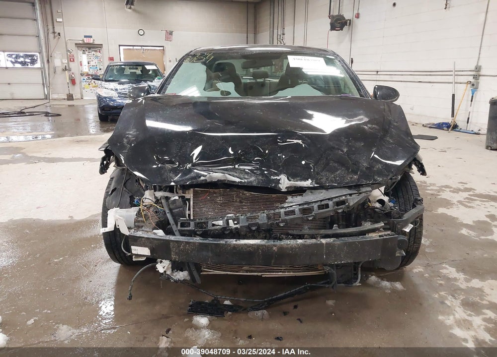2017 HYUNDAI ELANTRA SE VIN: 5NPD74LF4HH172406