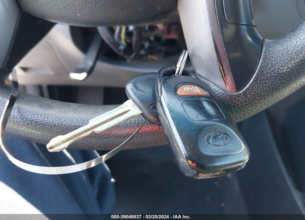 2013 HYUNDAI ELANTRA GLS VIN: 5NPDH4AEXDH289070