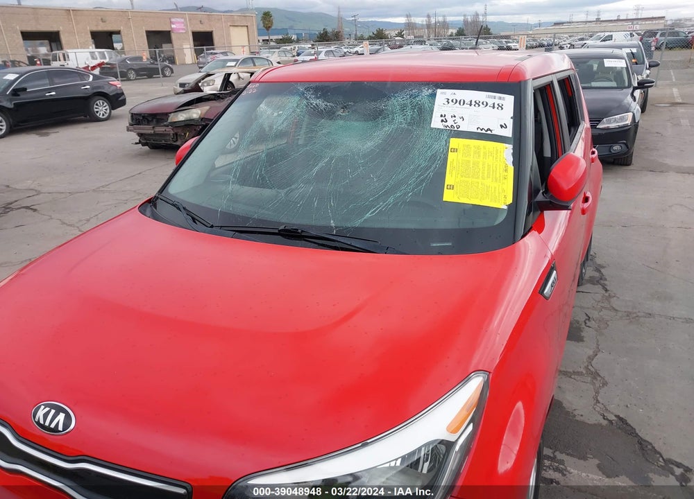 2018 KIA SOUL VIN: KNDJP3A50J7546172