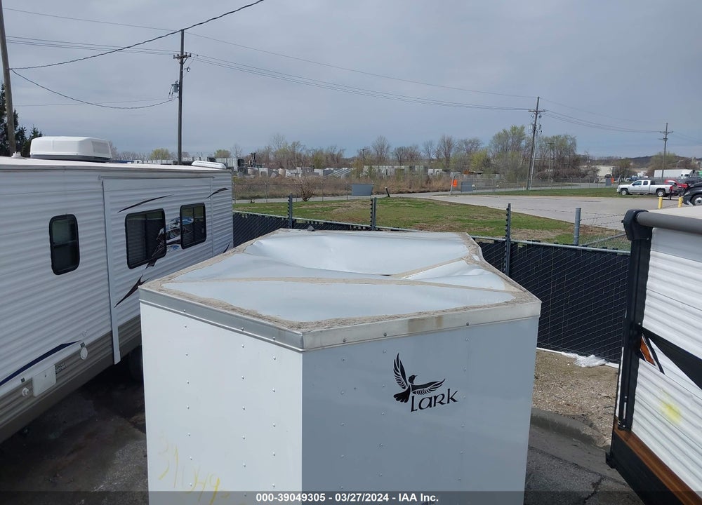 2022 LARK UNITED TRAILER VIN: 5RTBE1017ND078203