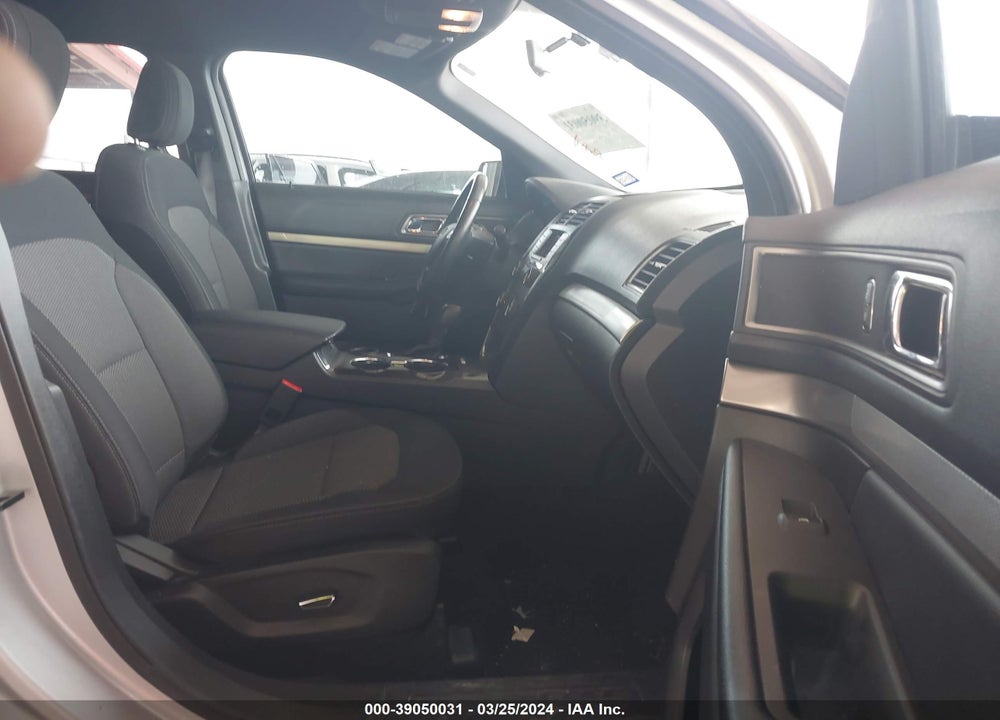 2018 FORD EXPLORER XLT VIN: 1FM5K7D88JGC41138