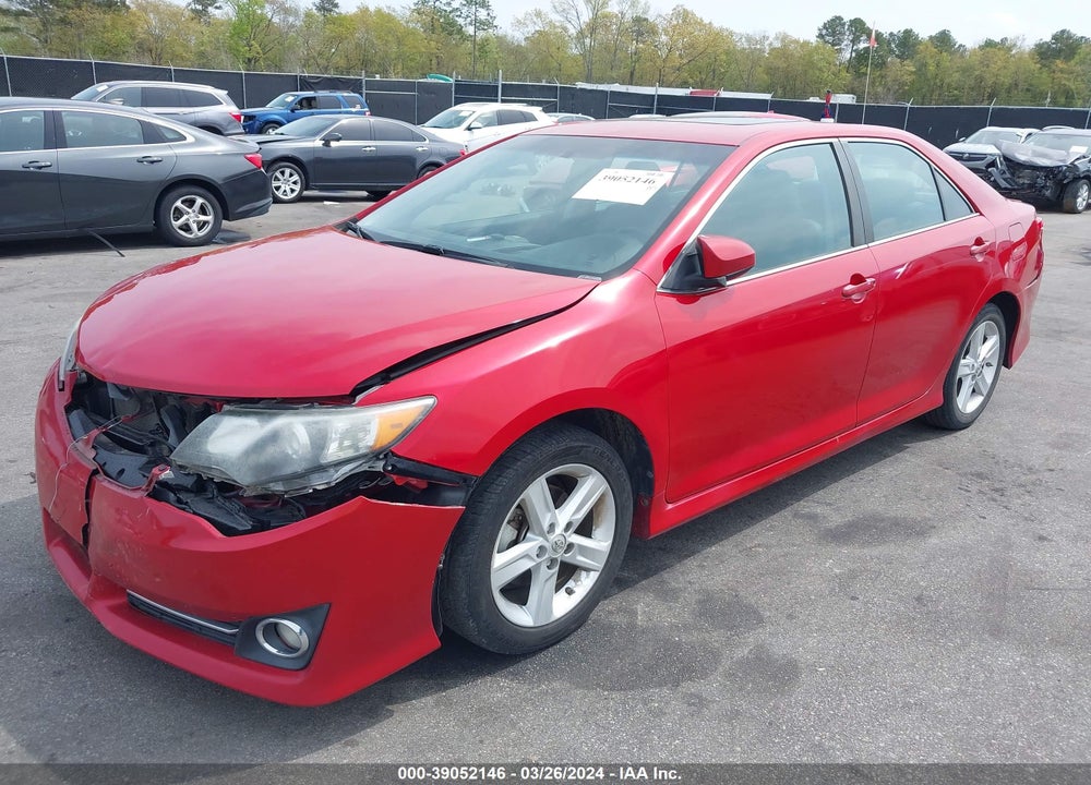 2014 TOYOTA CAMRY SE VIN: 4T1BF1FK8EU855403