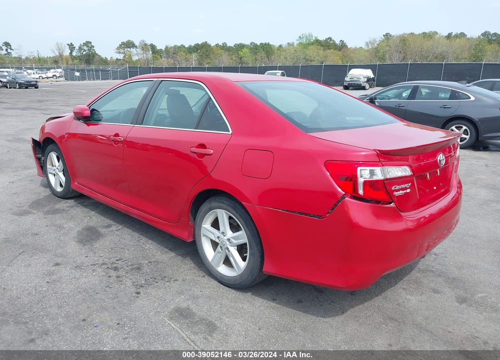 2014 TOYOTA CAMRY SE VIN: 4T1BF1FK8EU855403