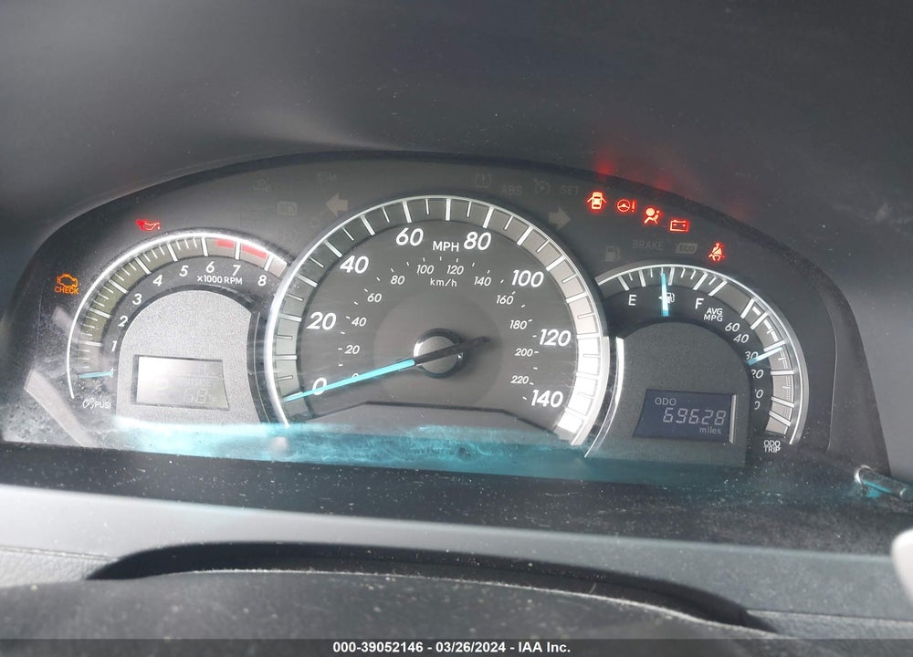 2014 TOYOTA CAMRY SE VIN: 4T1BF1FK8EU855403