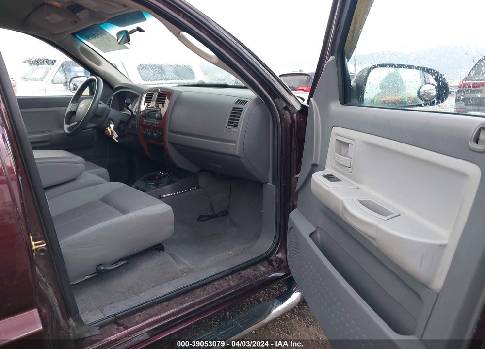 2005 DODGE DAKOTA SLT VIN: 1D7HW42K85S252359