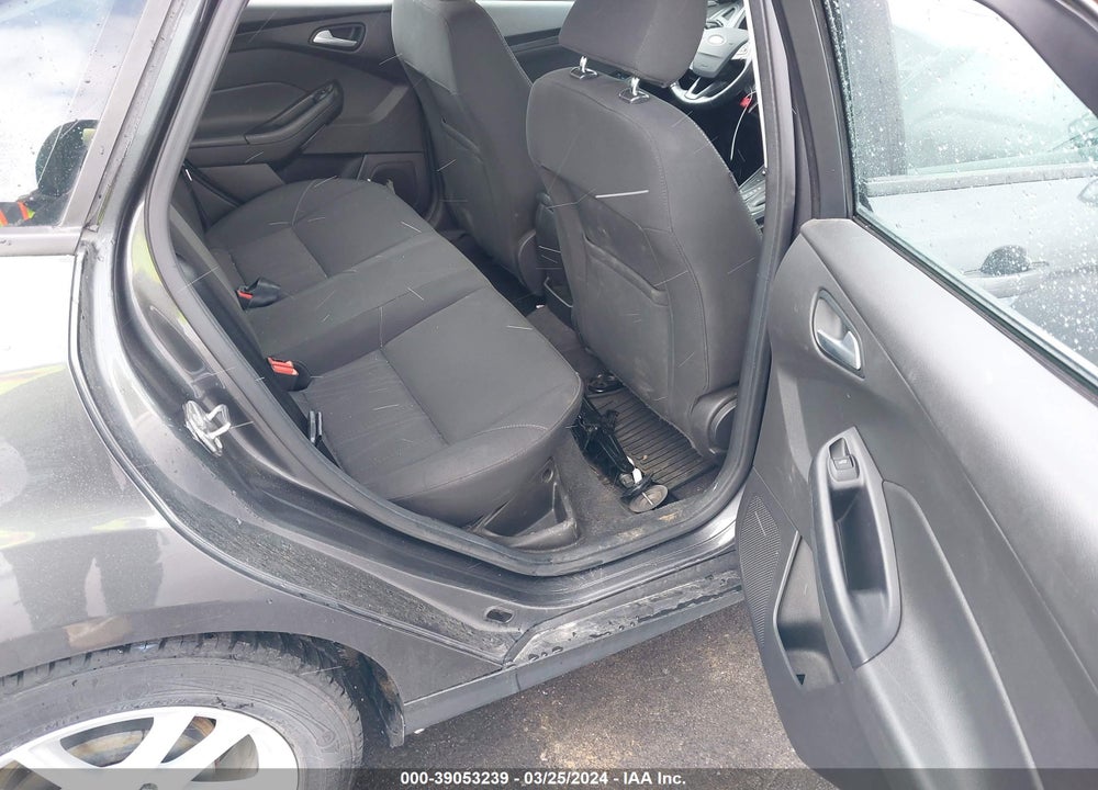 2017 FORD FOCUS SE VIN: 1FADP3F26HL222954