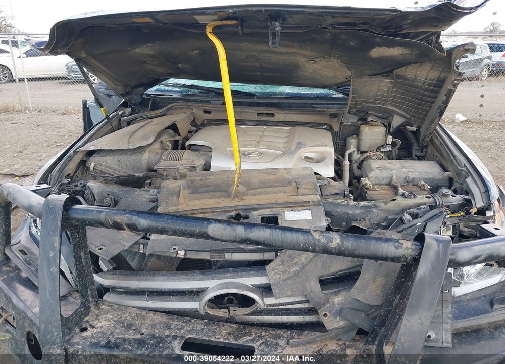2015 LEXUS LX 570 VIN: JTJHY7AX1F4184640