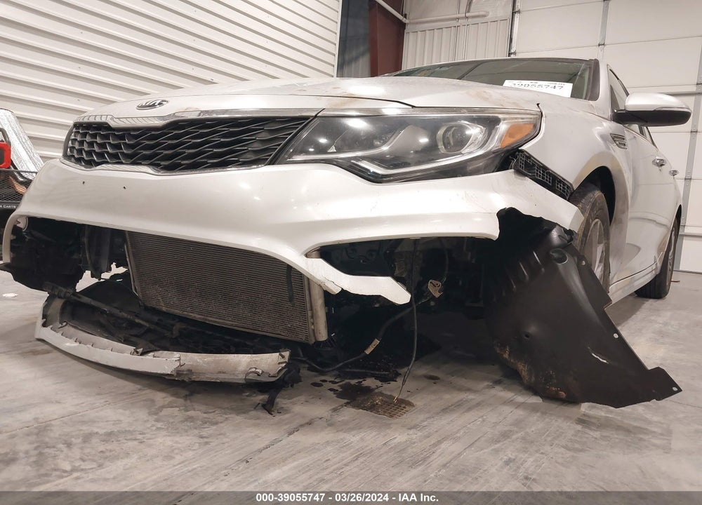 2020 KIA OPTIMA LX VIN: 5XXGT4L35LG428684