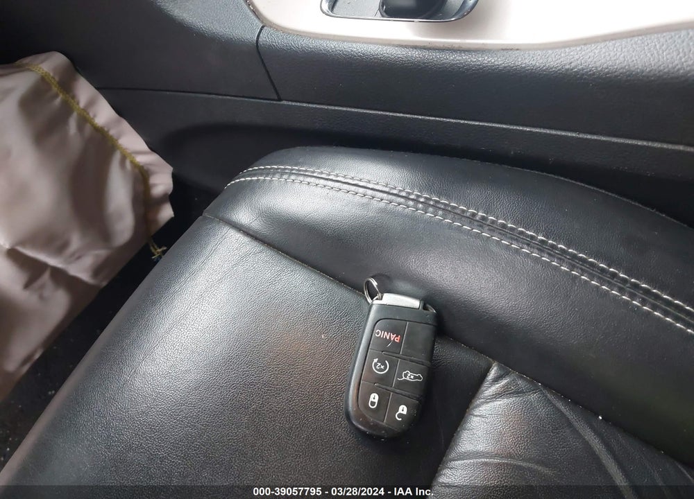 2015 JEEP GRAND CHEROKEE LIMITED VIN: 1C4RJFBG4FC124765