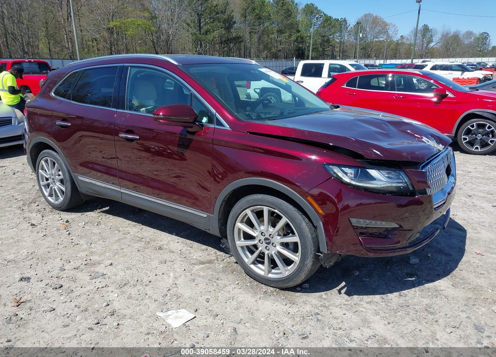 2019 LINCOLN MKC RESERVE VIN: 5LMCJ3C99KUL08228