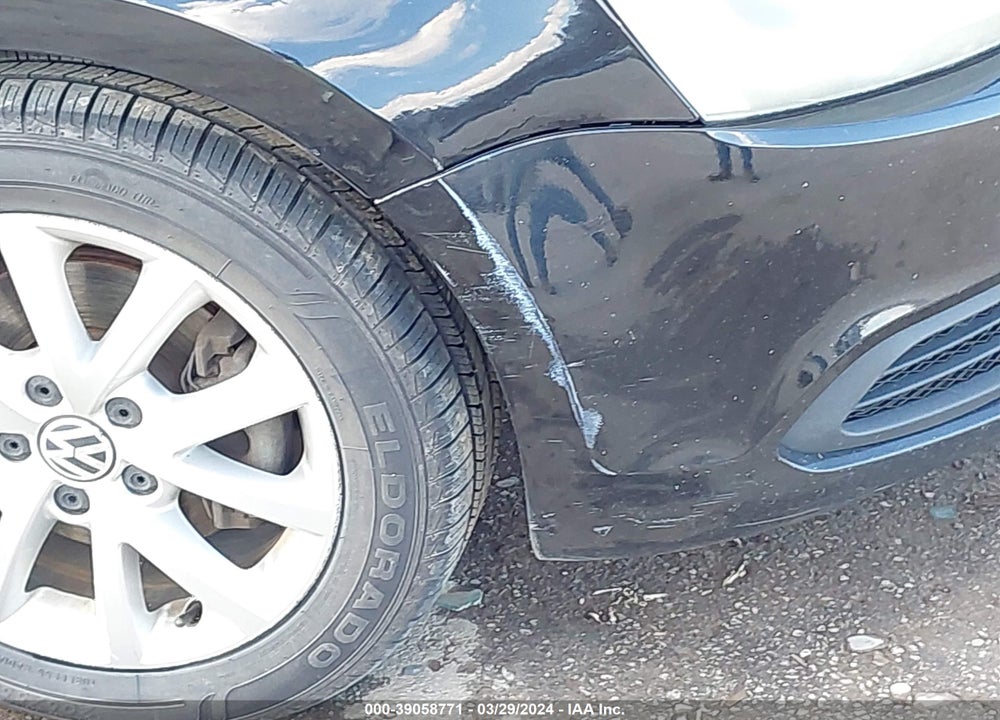 2011 VOLKSWAGEN JETTA 2.5L SE VIN: 3VWDZ7AJ5BM026145