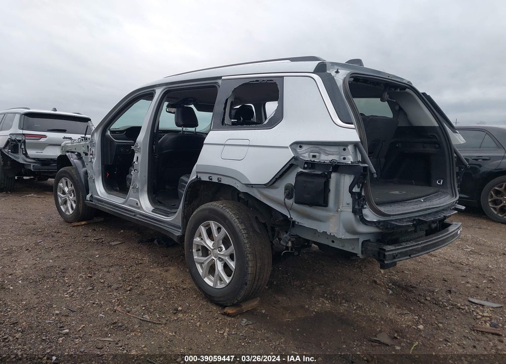 2023 JEEP GRAND CHEROKEE L LIMITED 4X4 VIN: 1C4RJKBG7P8821084