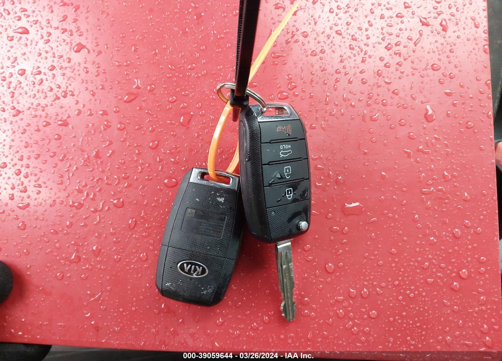 2015 KIA FORTE LX VIN: KNAFX4A68F5415320