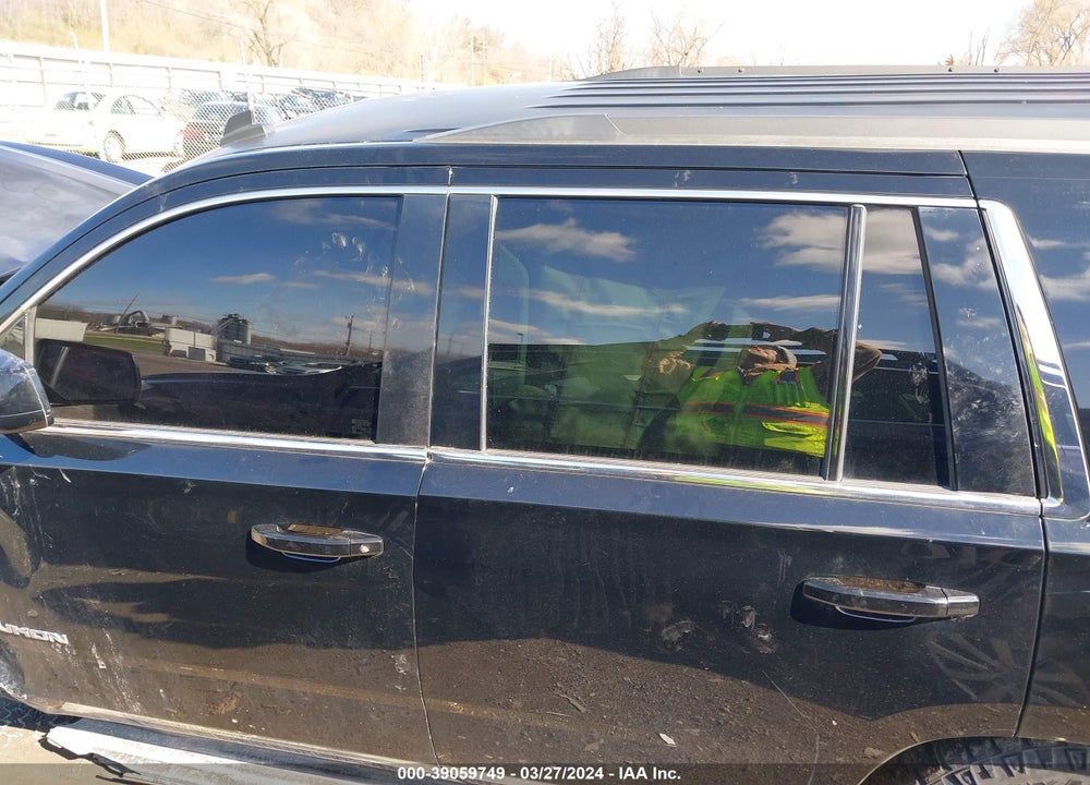 2015 GMC YUKON SLE VIN: 1GKS2AKC0FR272153