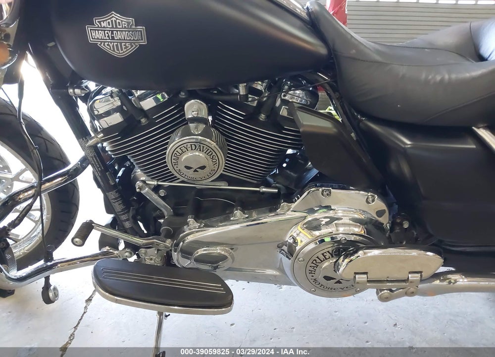 2022 HARLEY-DAVIDSON FLHXS VIN: 1HD1KRP15NB651541