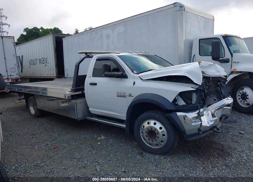 2017 RAM 5500 CHASSIS TRADESMAN/SLT VIN: 3C7WRNDL2HG625575