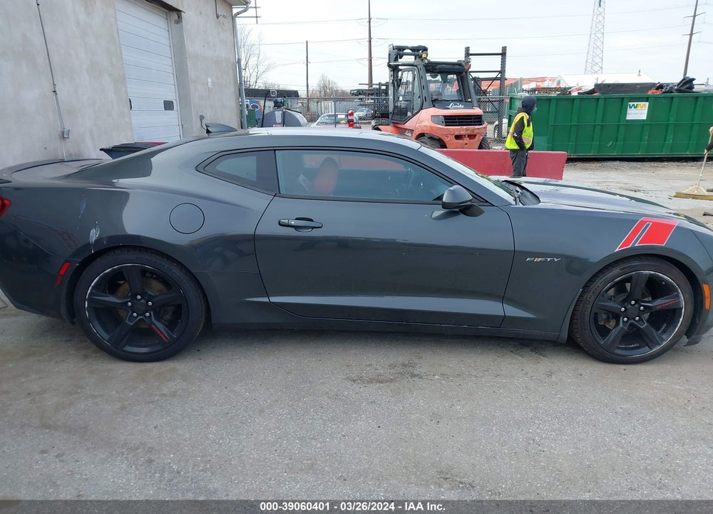 2017 CHEVROLET CAMARO 2LT VIN: 1G1FD1RS9H0150993
