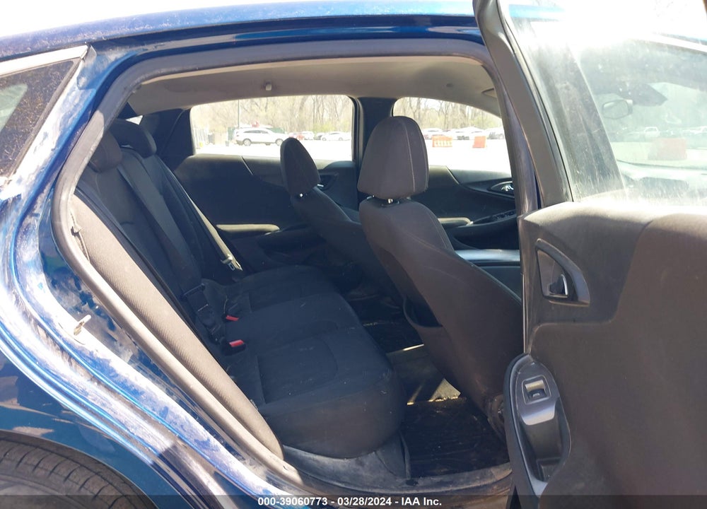 2019 CHEVROLET MALIBU 1LS VIN: 1G1ZB5ST2KF141800