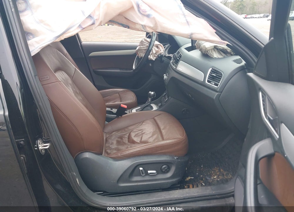 2017 AUDI Q3 2.0T PREMIUM VIN: WA1ECCFS4HR003041
