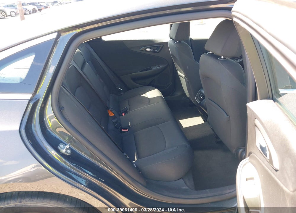 2018 CHEVROLET MALIBU LT VIN: 1G1ZD5ST1JF135589