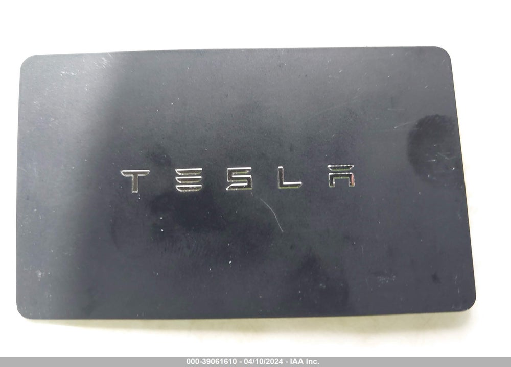 2019 TESLA MODEL 3 LONG RANGE/PERFORMANCE VIN: 5YJ3E1EB6KF194052