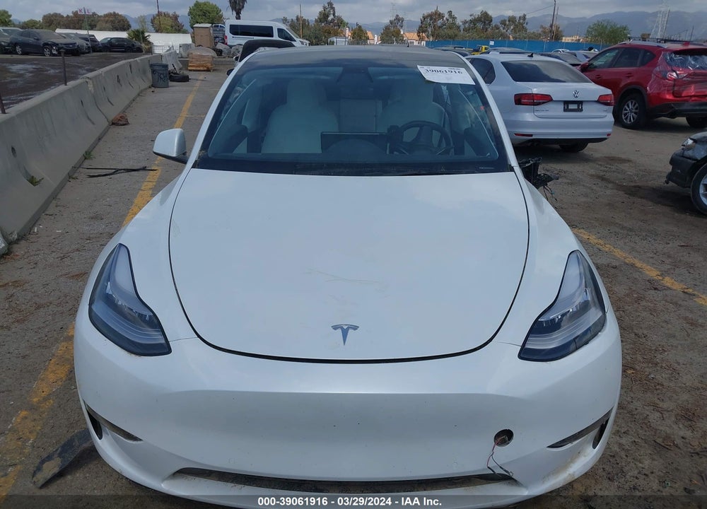 2021 TESLA MODEL Y LONG RANGE DUAL MOTOR ALL-WHEEL DRIVE VIN: 5YJYGDEE3MF090939
