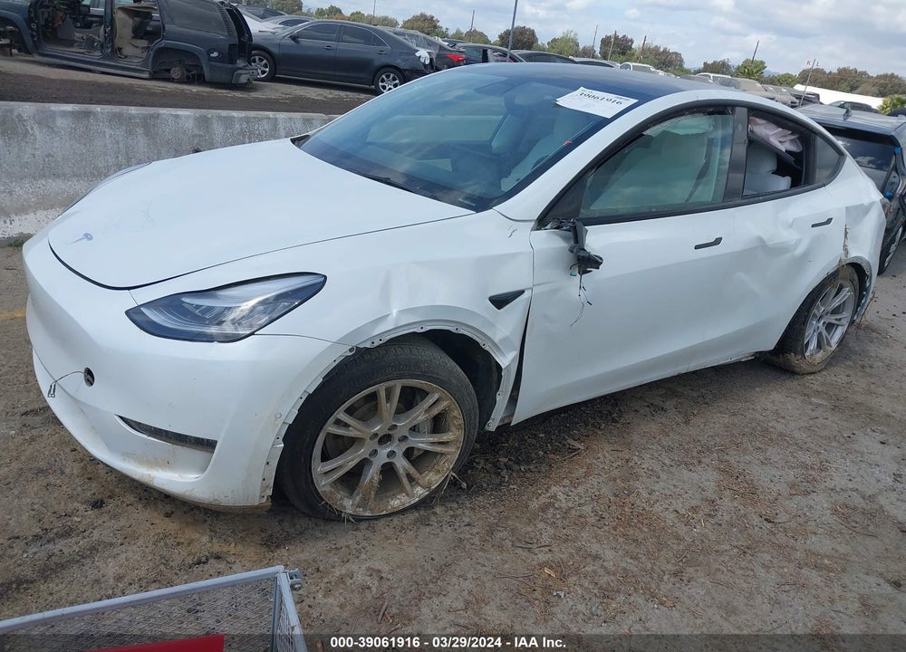 2021 TESLA MODEL Y LONG RANGE DUAL MOTOR ALL-WHEEL DRIVE VIN: 5YJYGDEE3MF090939