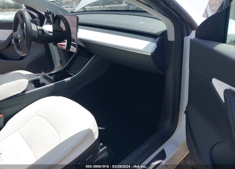 2021 TESLA MODEL Y LONG RANGE DUAL MOTOR ALL-WHEEL DRIVE VIN: 5YJYGDEE3MF090939