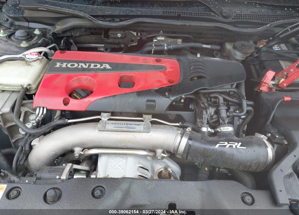 2018 HONDA CIVIC TYPE-R TOURING VIN: SHHFK8G76JU200596