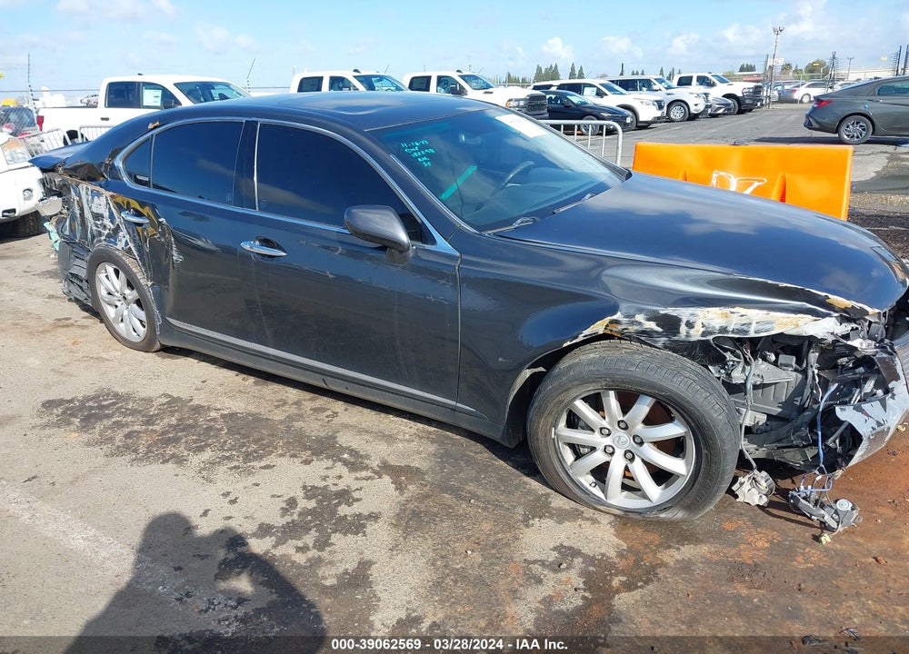 2007 LEXUS LS 460 VIN: JTHBL46F375051376