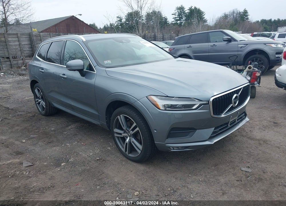 2018 VOLVO XC60 T5 MOMENTUM VIN: YV4102RK6J1080871