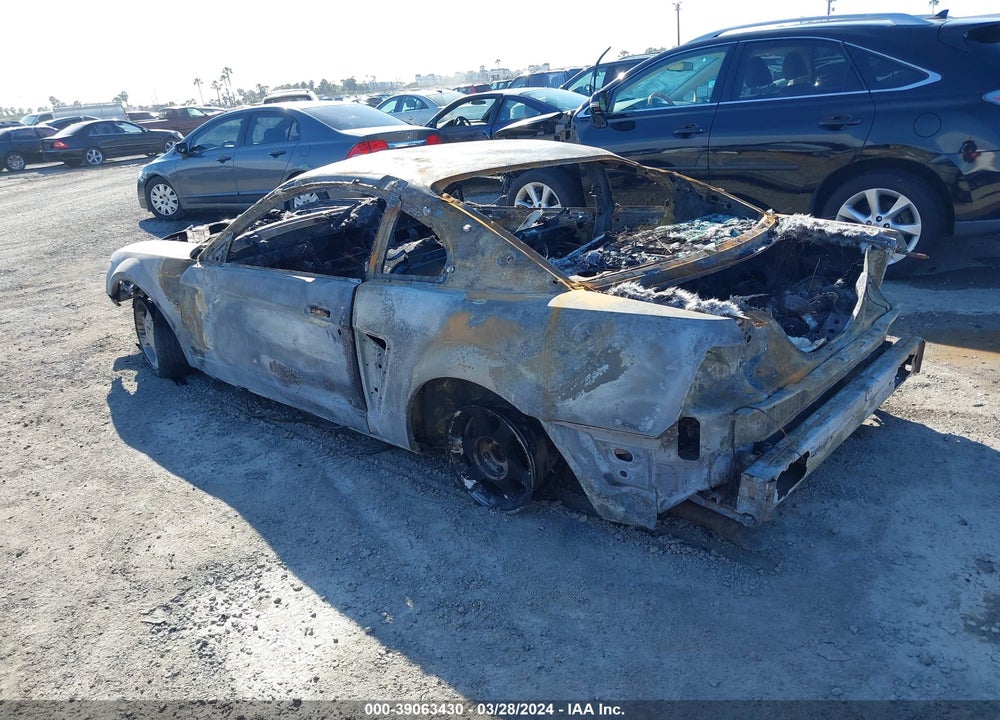 2000 FORD MUSTANG VIN: 1FAFP4048YF194131