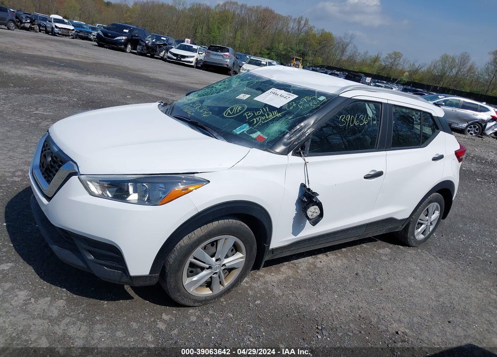 2018 NISSAN KICKS S VIN: 3N1CP5CU9JL543066