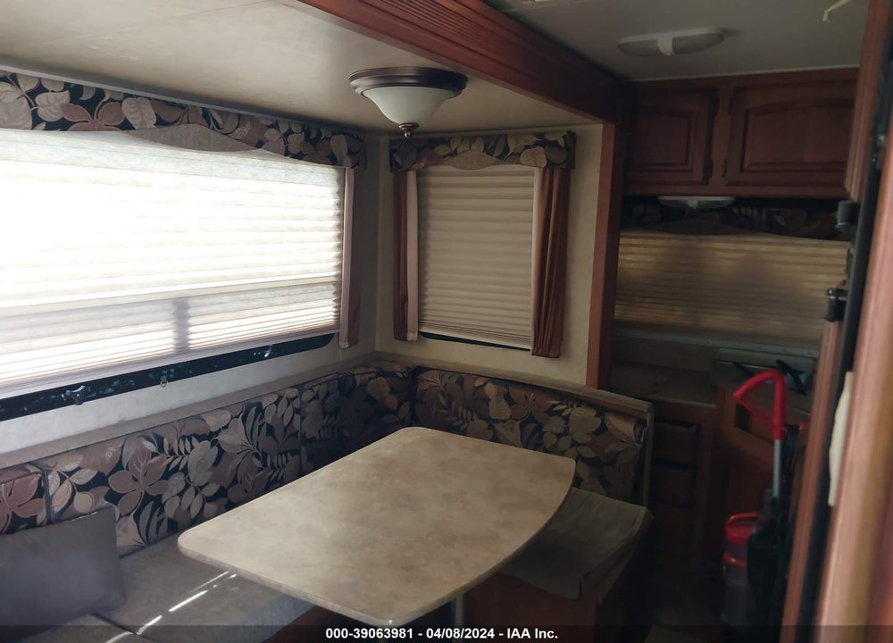 2012 DENALI 270FK VIN: 47CTD1R28CD312090