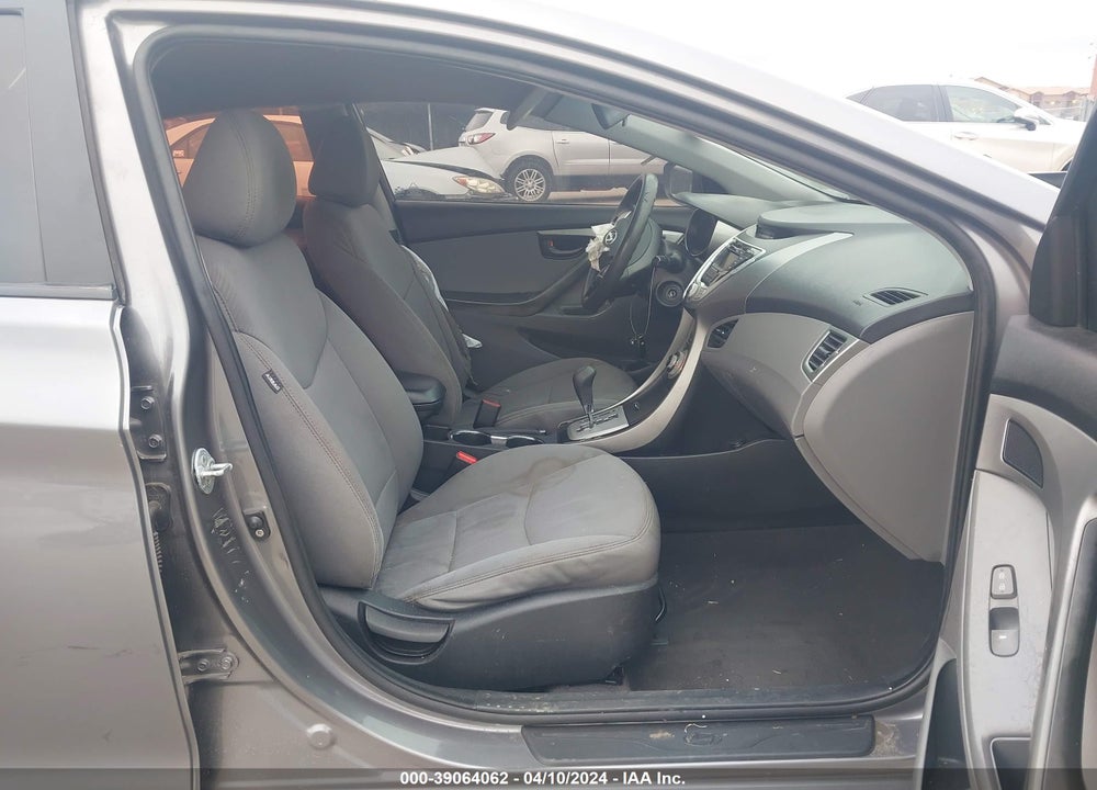 2012 HYUNDAI ELANTRA GLS VIN: 5NPDH4AE4CH090420