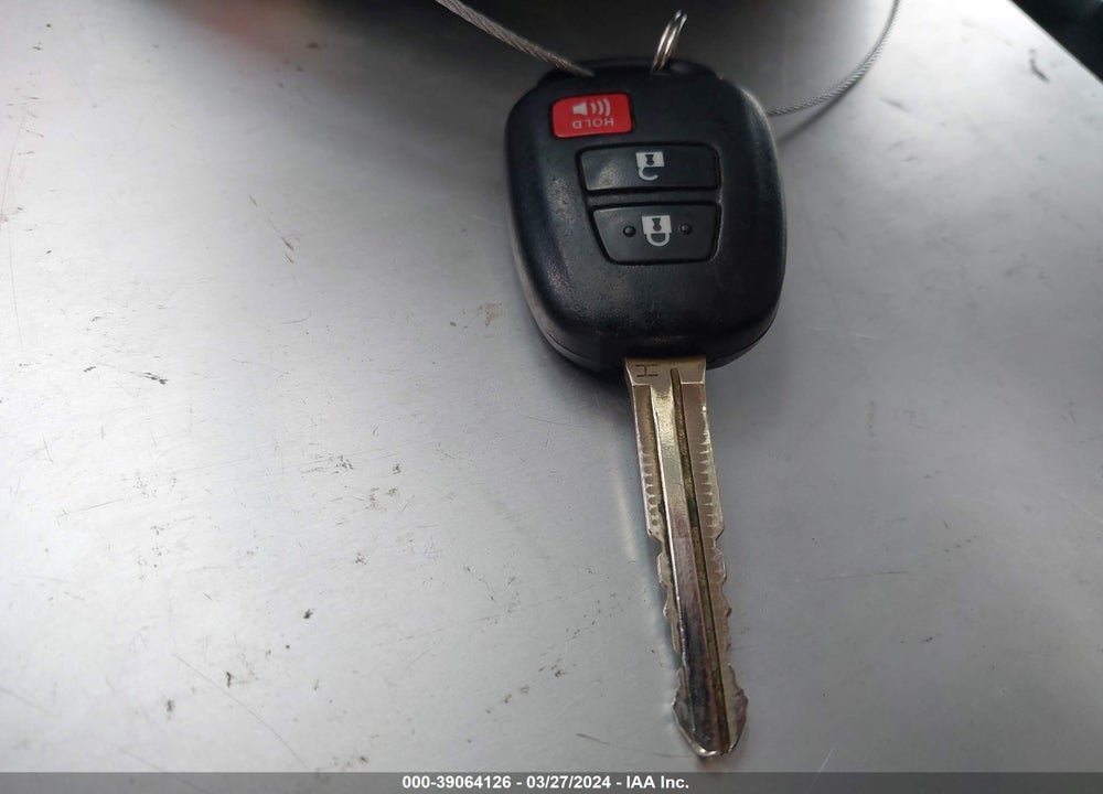 2017 TOYOTA RAV4 LE VIN: 2T3ZFREV1HW391441