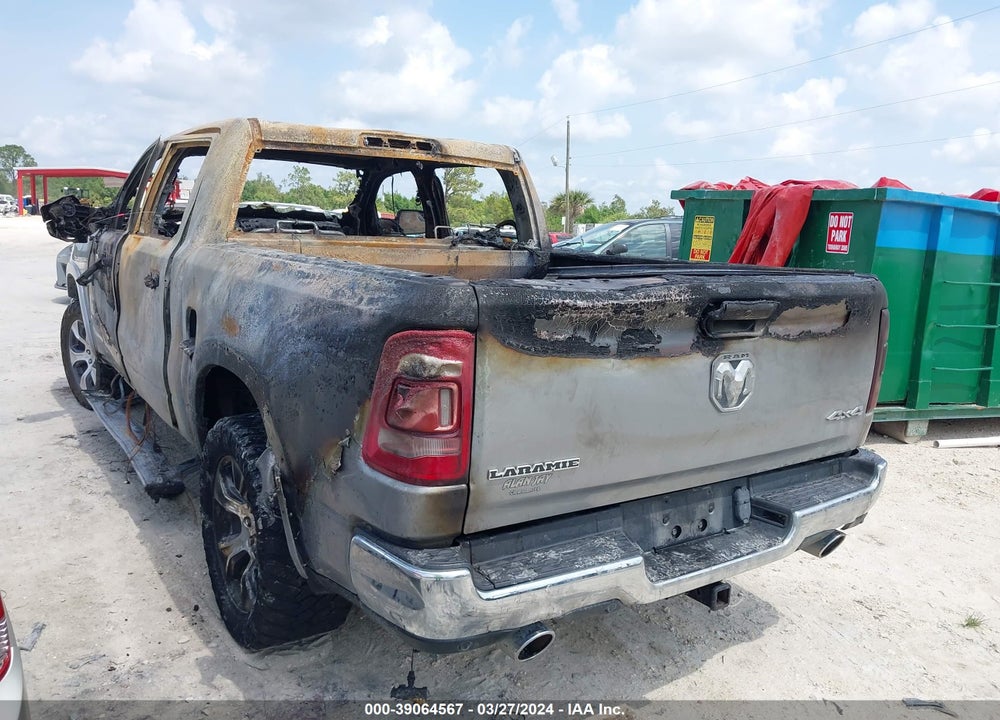 2019 RAM 1500 LAIE  4X4 5'7 BOX VIN: 1C6SRFJT5KN505586