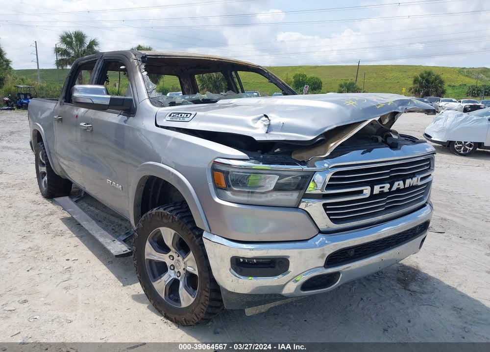 2019 RAM 1500 LAIE  4X4 5'7 BOX VIN: 1C6SRFJT5KN505586