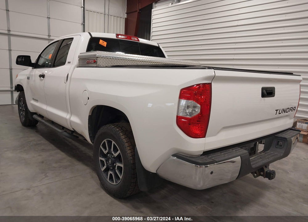 2016 TOYOTA TUNDRA SR5 5.7L V8 VIN: 5TFUW5F10GX537806
